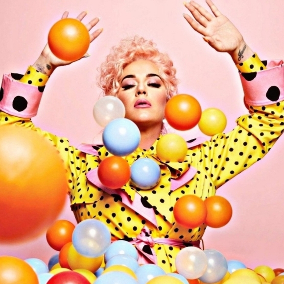 Katy Perry ✦ Smile CD ✦ 12-Track Album ✦ Brand New Sealed 2020 Release - Picture 3 of 10